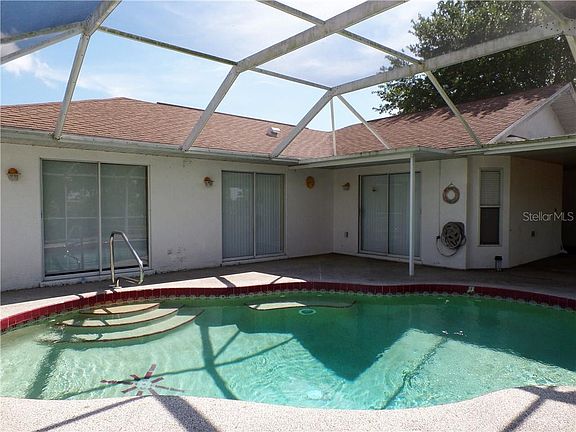 3rd image of 25322 Puerta Dr