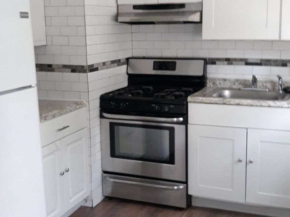 1st image of 191 Woodland Ave #2