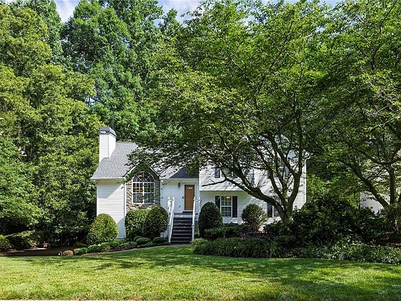 4th image of 237 Serenoa Dr