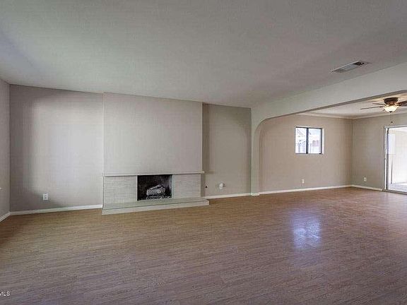4th image of 1891 Sunridge Dr