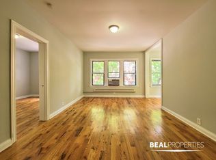 3728 N Pine Grove Ave #E2, Chicago, IL 60613