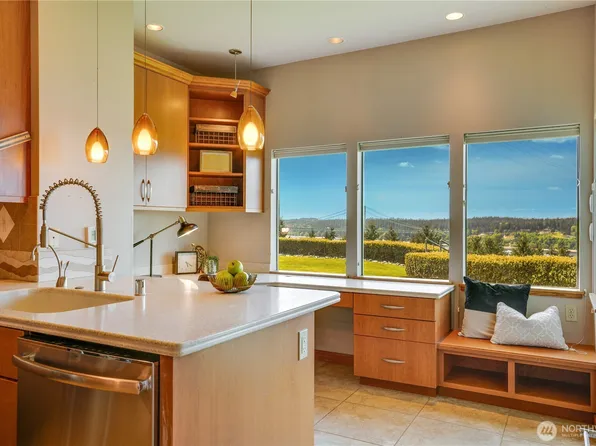 3016 N Narrows Drive #112, Tacoma, WA 98407