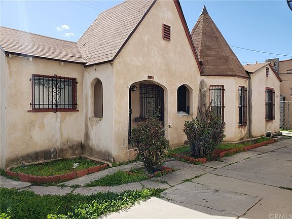2nd image of 1530 W 81st St