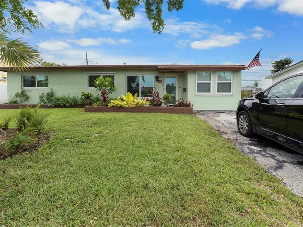 1317 SE 2nd Avenue, Deerfield Beach, FL 33441