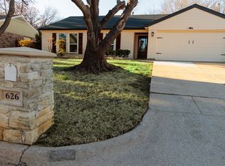 626 Heather Wood Dr, Grapevine, TX 76051
