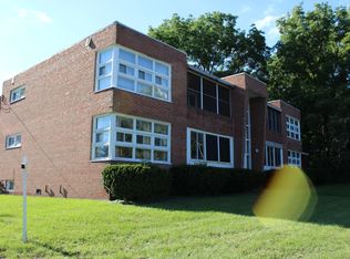 1723 Meadowbrook Dr APT 3, Syracuse, NY 13224