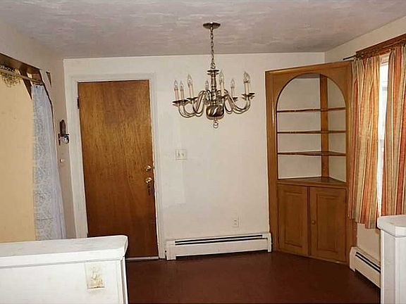 2nd image of 151 Gainsville Dr