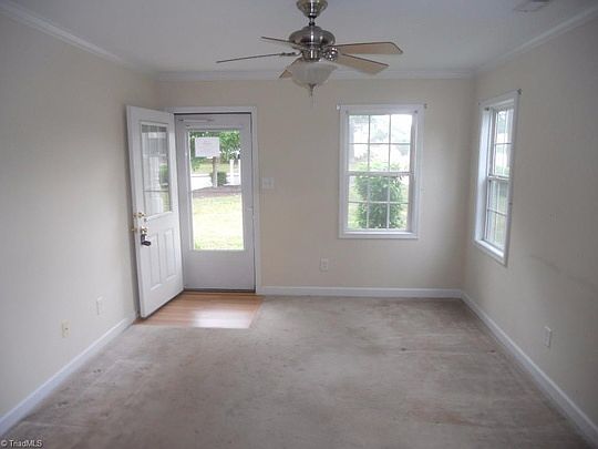 2nd image of 603 A Nelson St