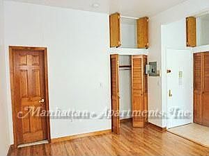 3rd image of 243 W 16th St