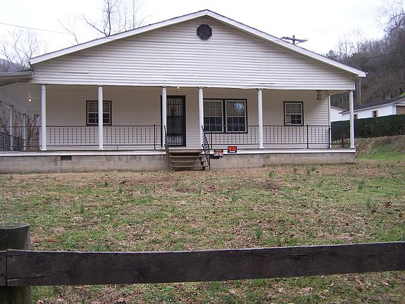 2nd image of 379 Bryant Br