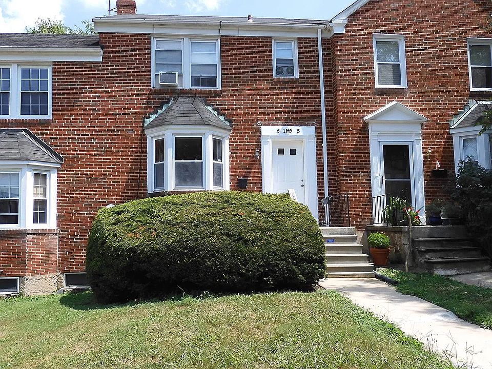 1st image of 6155 Parkway Dr #1