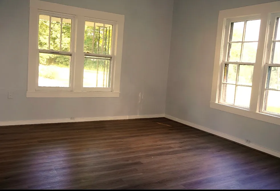 Building Photo - 323 Martin Luther King Jr Dr #B