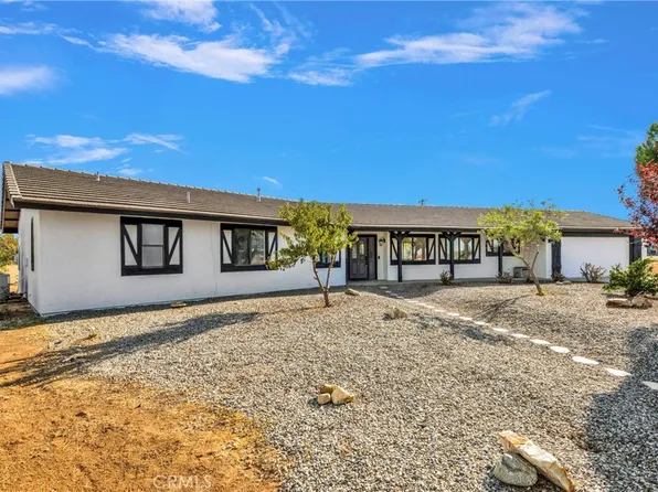 13475 El Centro Rd, Oak Hills, CA 92344