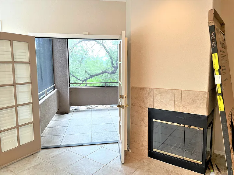6655 N Canyon Crest Dr #21104 — Photo 5
