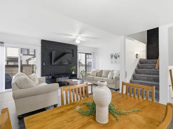 5272 Westbury Dr #13-B, Columbus, OH 43228