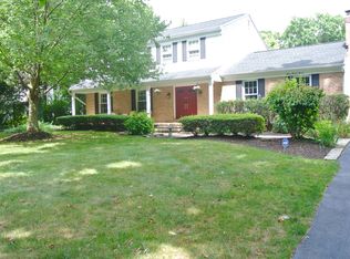 454 Hampshire Rd, Akron, OH 44313