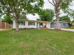 1127 Lexington Dr, Irving, TX 75061