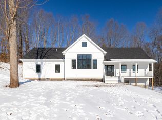 65 Old Trail Rd, Glastonbury, CT 06033