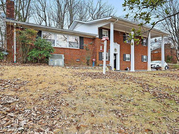 2nd image of 6521 Kanuga Dr