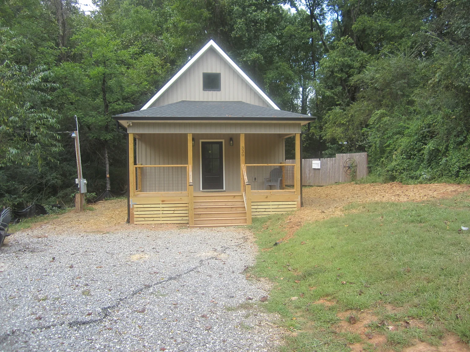 1 bed, 650 sqft, $1,600 — Photo 2