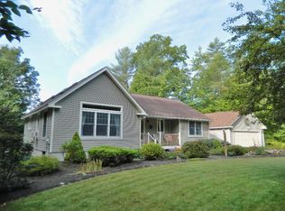 111 Cooks Mills Rd, Naples, ME 04055