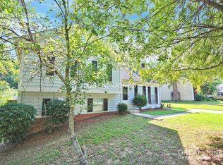 2232 David Earl Dr, Charlotte, NC 28213
