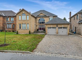 23 Chatsworth Ct, Vaughan, ON L4L 7G3