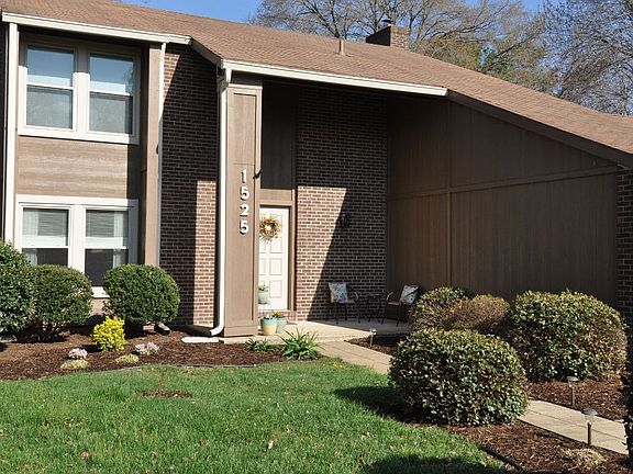 3rd image of 1525 Still Harbor Ln