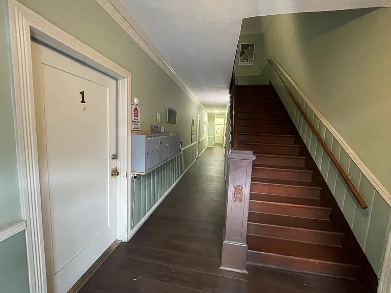 1432 N Formosa Ave #5 — Photo 10