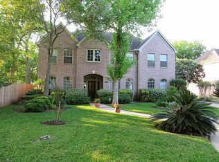 4834 Scot Ct, Sugar Land, TX 77479