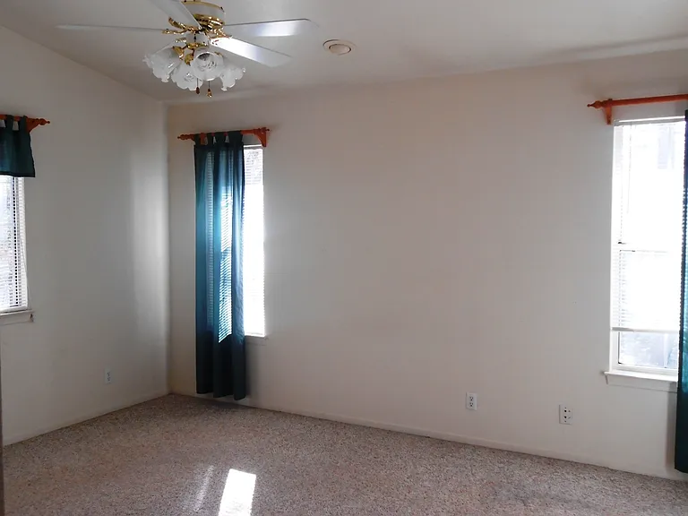 4896 Chateau Way — Photo 12