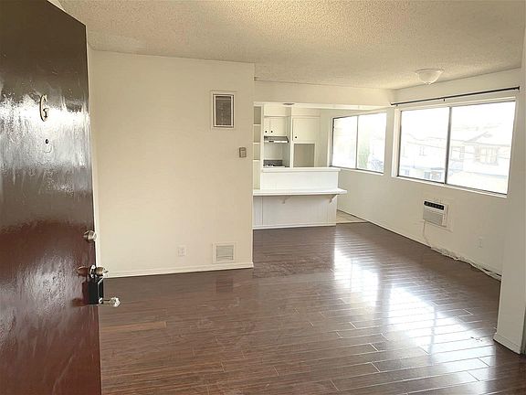 3rd image of 1516 New Ave #2