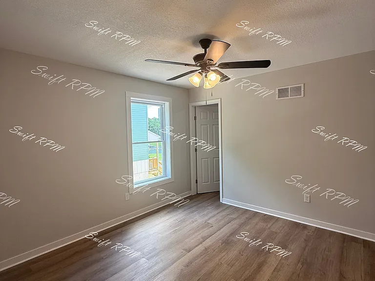 1034 Oakland Ave #1 — Photo 12
