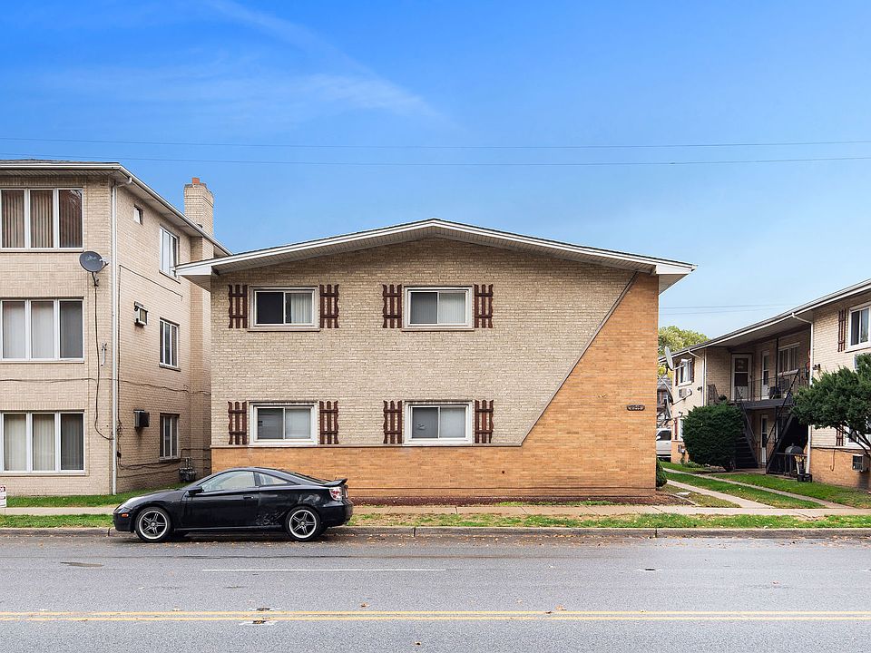 1st image of 4215 S Harlem Ave APT 7