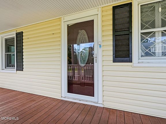 4th image of 502 Corlies Avenue