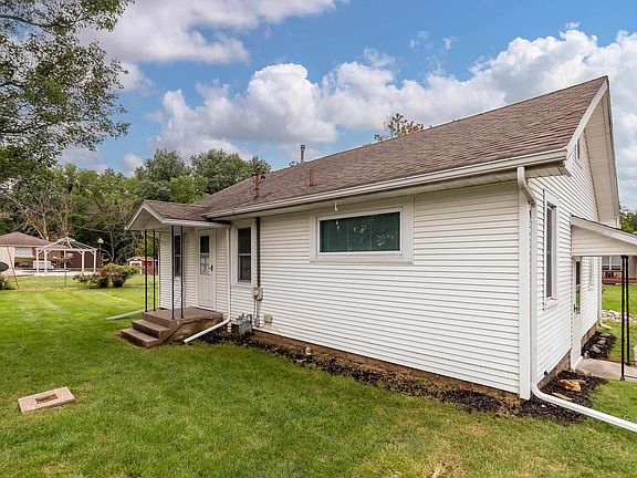 4th image of 918 11th Avenue C Ct #C
