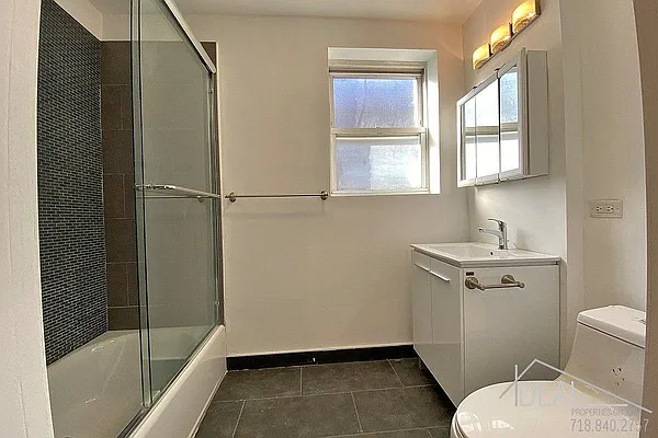 Rented by Ideal Properties Group | media 7