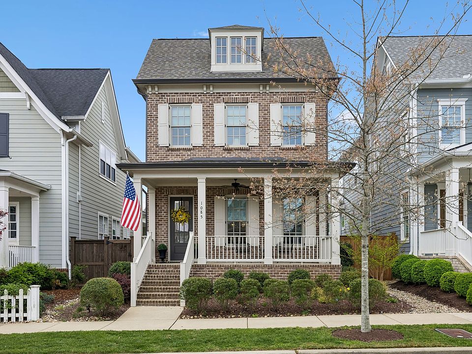 1st image of 1085 Beckwith St