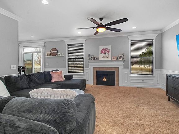 3rd image of 6509 Dauphin Dr