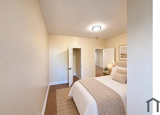 1224 Maryland Ave NE — Photo 2
