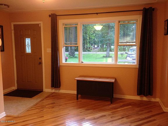 3rd image of 1101 54th St