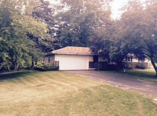 4030 Calcutta Dr, Rockford, IL 61109