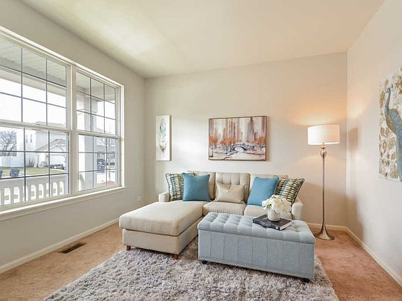 3rd image of 39361 Castleford Ln