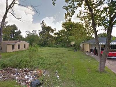 8131 Sandhurst Dr, Houston, TX, 77033