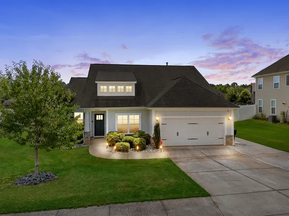 262 E Pyrenees Dr, Lyman, SC 29365