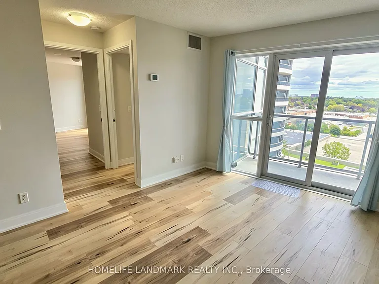 125 Village Green Sq #1111 — Photo 3
