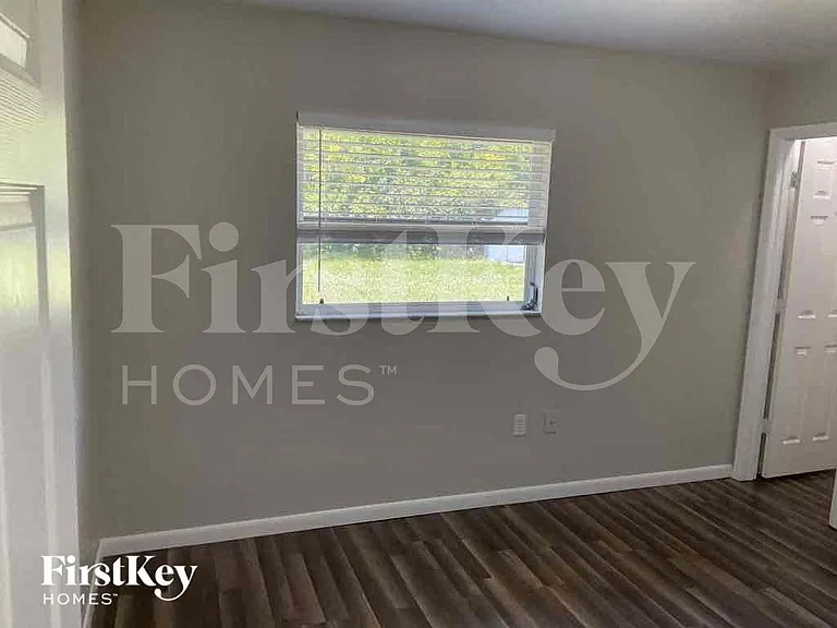 820 Springview Ave NW — Photo 16