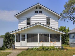 577 River Rd, Schodack Landing, NY 12156