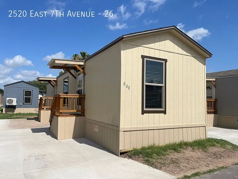 2520 E 7th Ave #26 — Photo 10