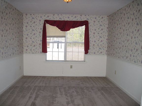 4th image of 2006 Bassford Dr